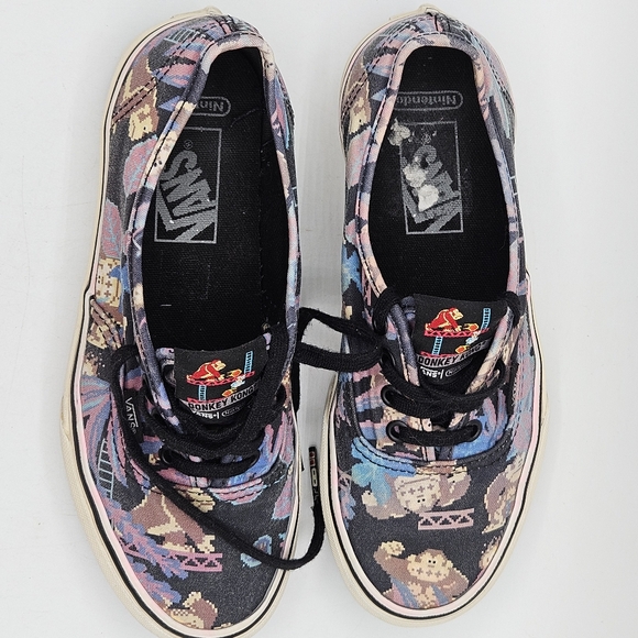 Rare Vans + Donkey Kong Nintendo collaboration shoes size 7- hard to find - Picture 12 of 16